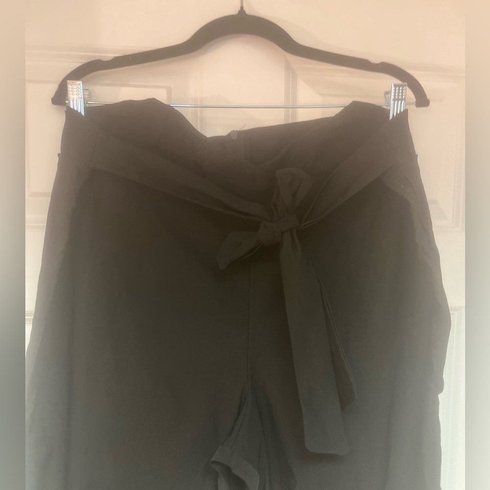 Fashion Nova Black Tie Front Dress Pant. Size 3x - Picture 2 of 2
